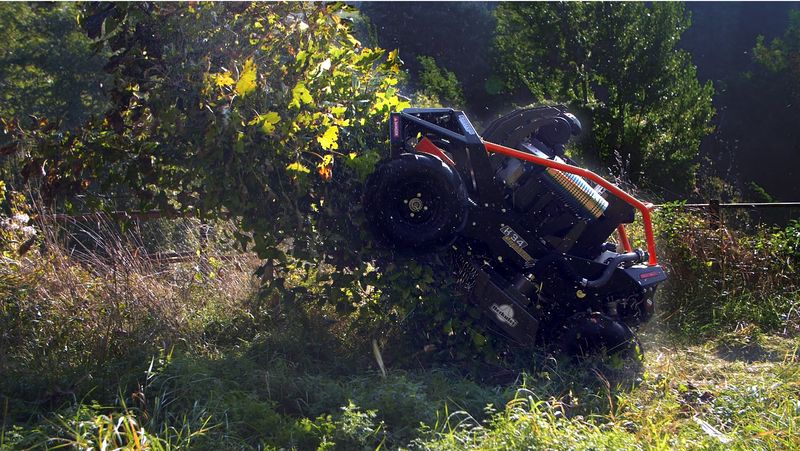 Herkules Predator K34 Ferngesteuerter Böschungsmäher